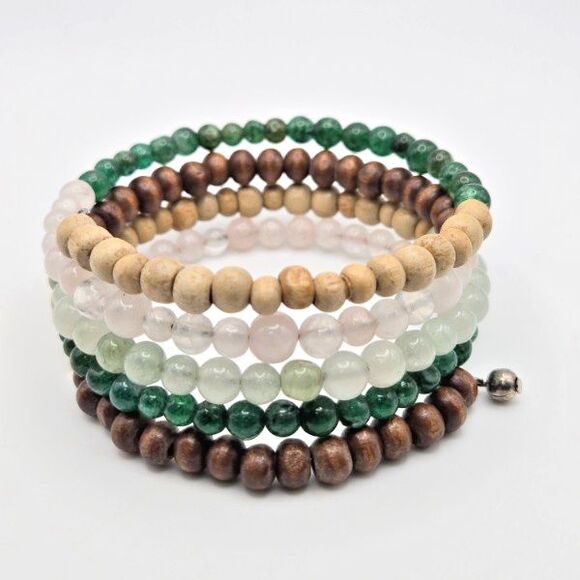 Handmade Semi-Precious Stones‎ and Wood Beaded Memory Wire Bracelet 5 Layers - Picture 1 of 4